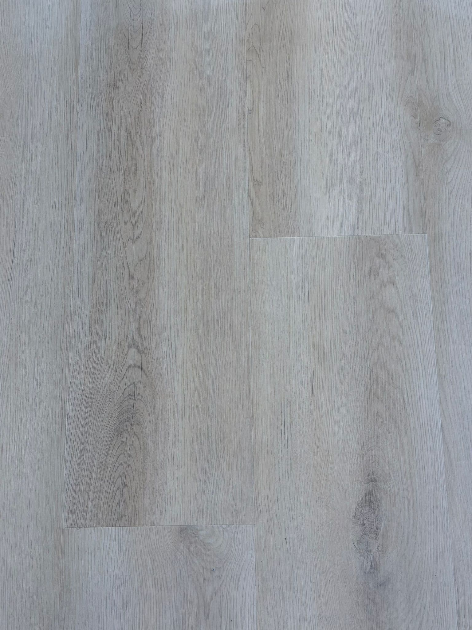 Silver Ash Mist Straight hybrid flooring